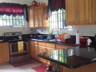 Diamond Road, Kingston / St. Andrew, Jamaica - House for Sale